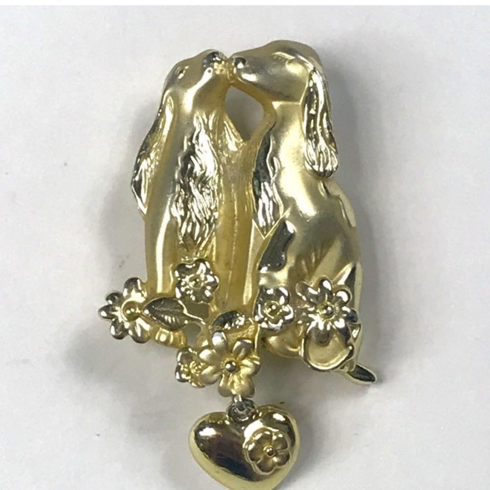 VTG,Elegant Tone Gold Love Rabbit Brooch